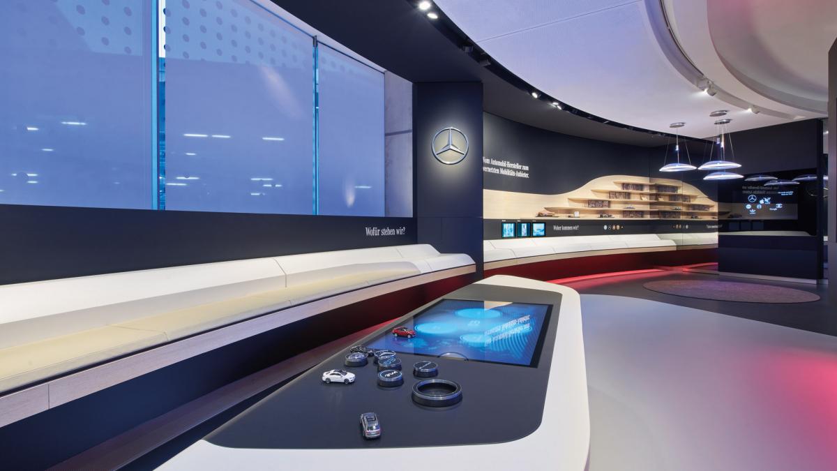 Mercedes-Benz-Brand-Space-Touch-Monitors-Object-Recognition-Multitouch-Applications-Interactive-Scape-1200x